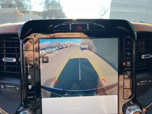 Certified 2022 RAM 1500 Limited image 19