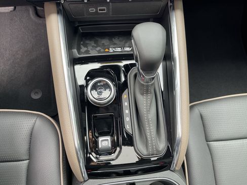 New 2026 GMC Canyon Denali image 51