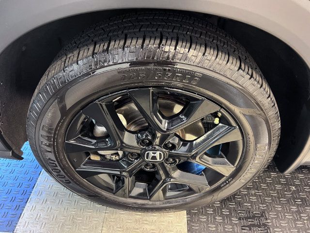 Used 2023 Honda HR-V Sport image 8