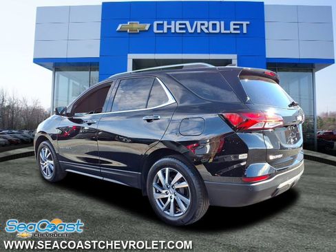 Used 2023 Chevrolet Equinox Premier image 3