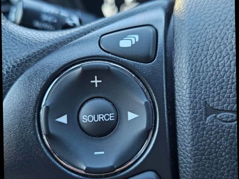 Used 2021 Honda HR-V EX image 15