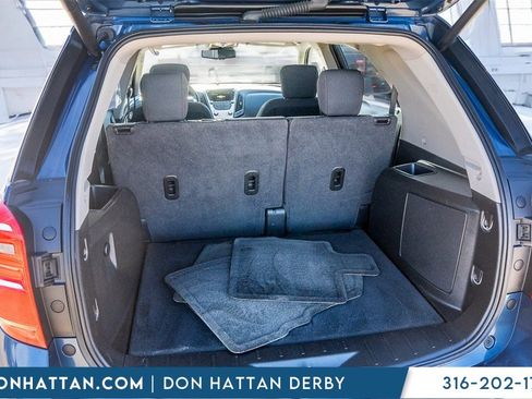 Used 2017 Chevrolet Equinox LT w/ Convenience Package image 29