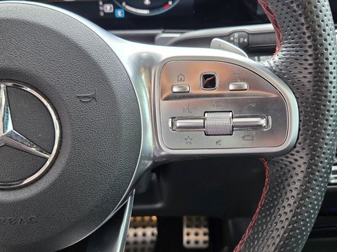 Certified 2022 Mercedes-Benz GLB 250 4MATIC image 27