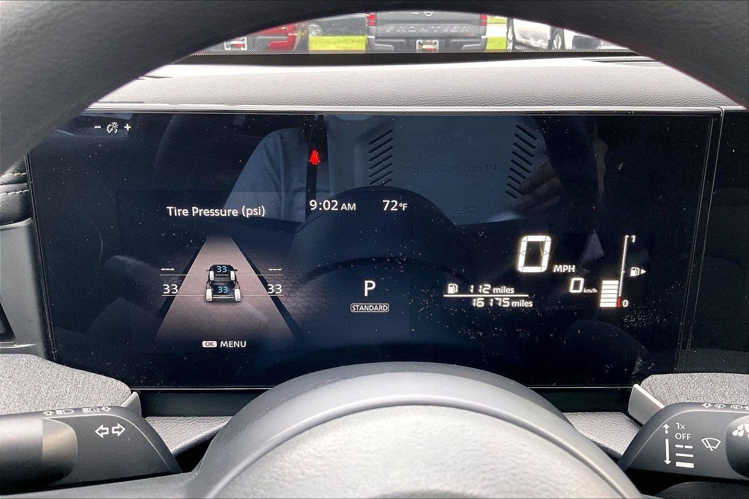 Certified 2025 Nissan Kicks SV AWD/4WD image 21