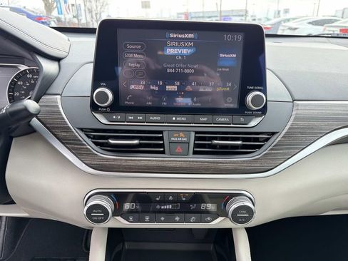 Used 2022 Nissan Altima 2.5 SL FWD image 30