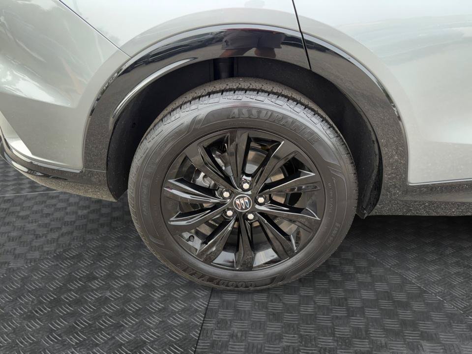 New 2026 Buick Envista Sport Touring w/ Convenience I Package FWD image 27