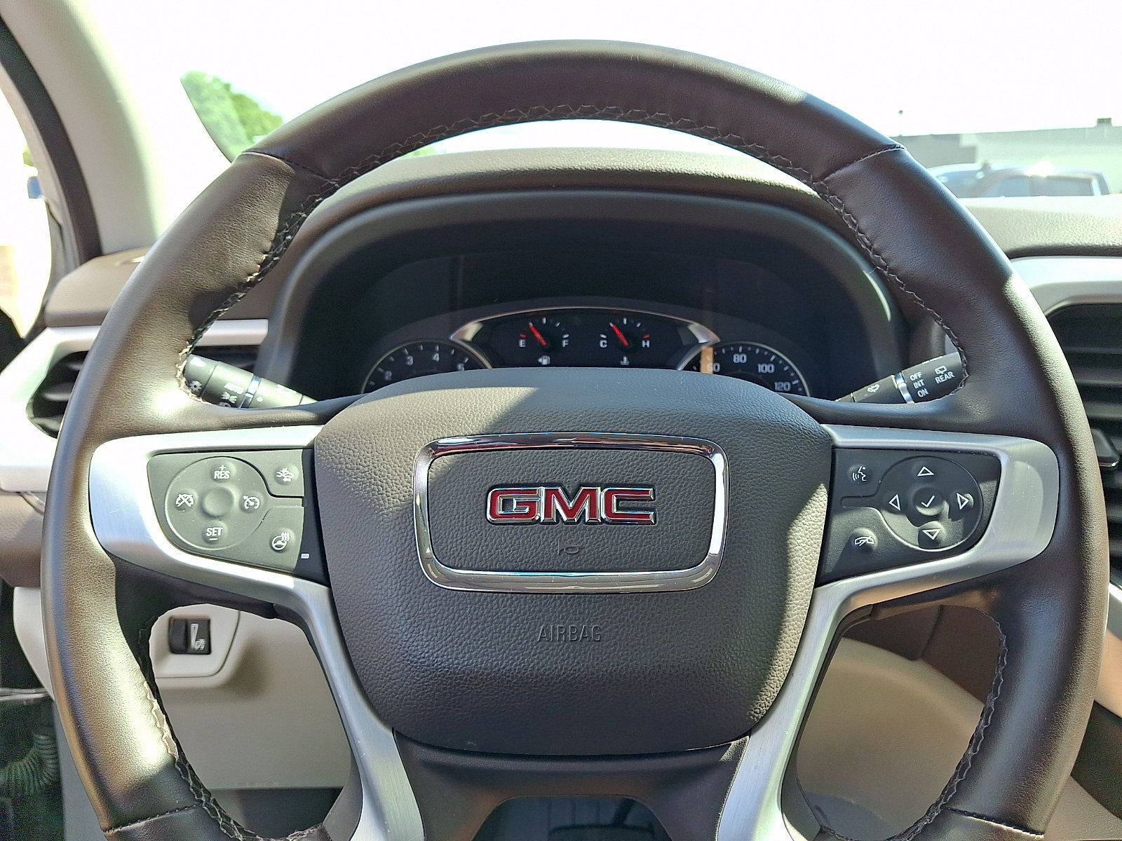 Certified 2023 GMC Acadia SLT w/ Preferred Package FWD image 20