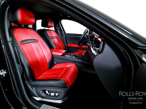 Used 2022 Rolls-Royce Ghost Black Badge image 33