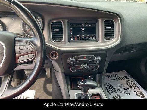 Used 2022 Dodge Charger SXT image 8