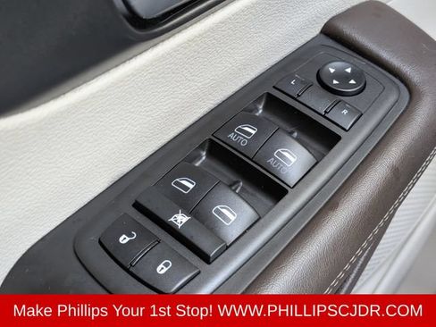 Certified 2021 Chrysler Pacifica Touring-L w/ Premium & Safety Sphere Group FWD image 25