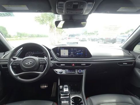 Used 2020 Hyundai Sonata SEL Plus w/ Tech Package image 11
