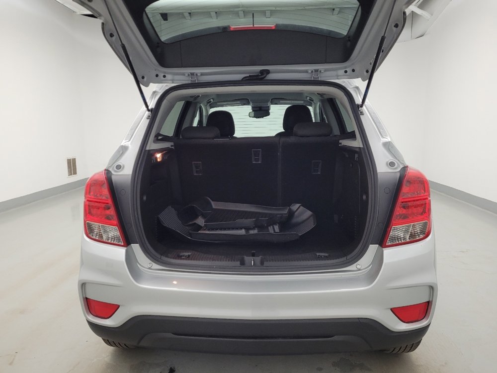 Used 2021 Chevrolet Trax LS w/ Tint and Cruise Package FWD image 29