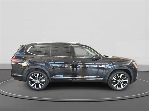 New 2025 Volkswagen Atlas SEL Premium R-Line image 2