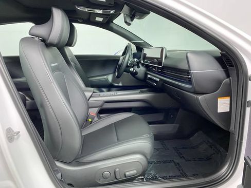Used 2025 Hyundai Ioniq 6 Limited AWD/4WD image 8