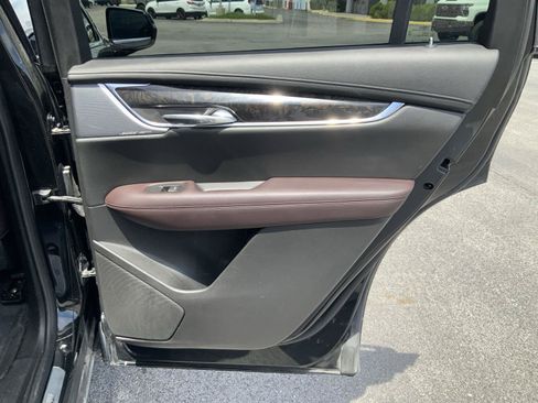 Used 2021 Cadillac XT6 Premium Luxury AWD/4WD image 59