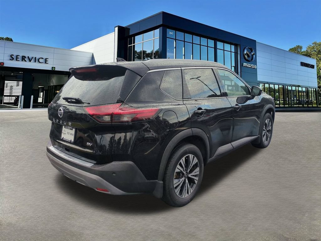 Used 2021 Nissan Rogue SV w/ Premium Package FWD image 4