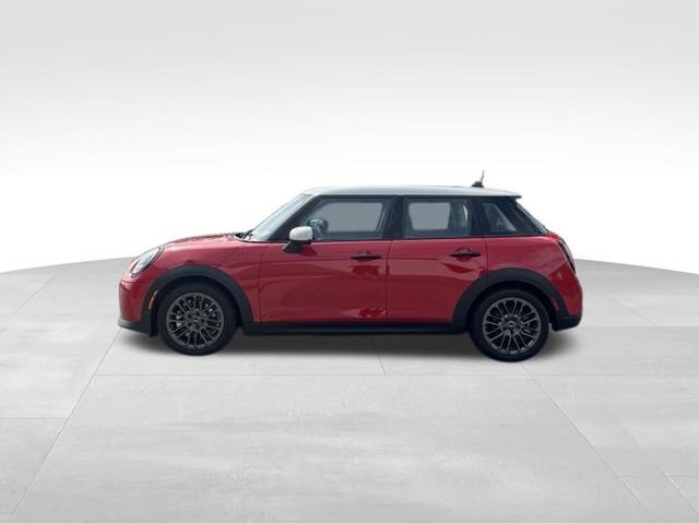 Used 2026 MINI Cooper 4-Door Hardtop FWD image 8