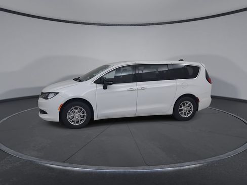 New 2027 Chrysler Pacifica LX FWD image 8