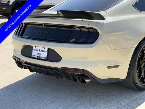 Used 2018 Ford Mustang GT Premium image 8