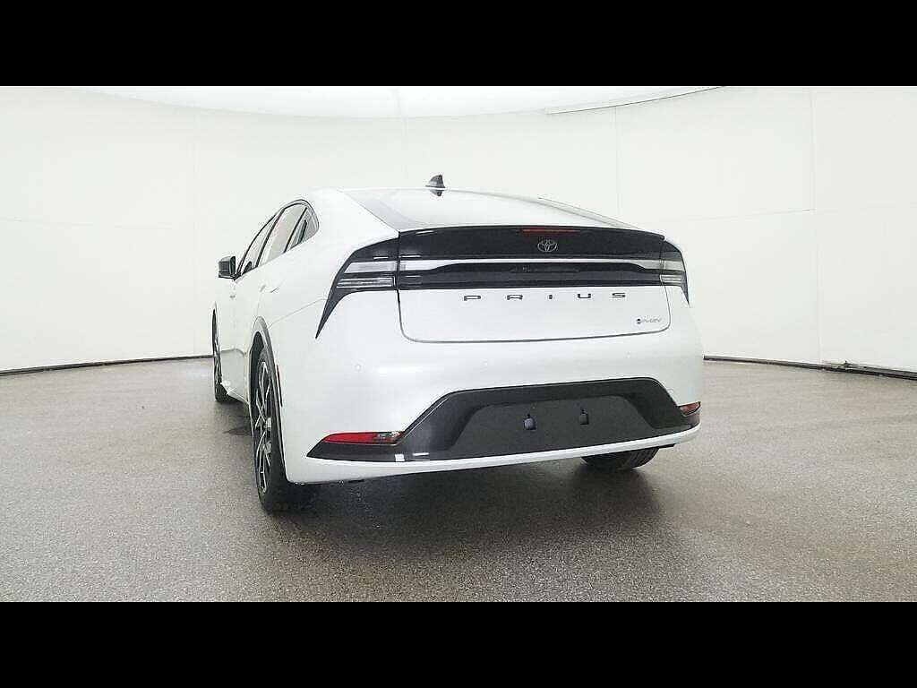 New 2026 Toyota Prius Plug-In Hybrid FWD image 47