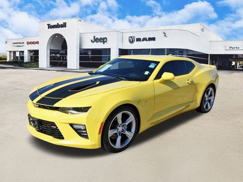 Used 2017 Chevrolet Camaro SS image 3