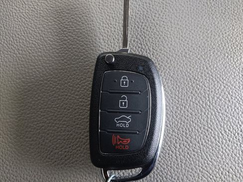 Used 2017 Hyundai Sonata Sport FWD image 32