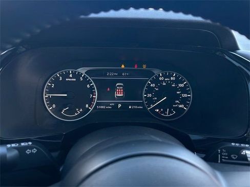 Used 2024 Nissan Pathfinder SV image 13