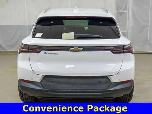 New 2026 Chevrolet Equinox EV LT image 6