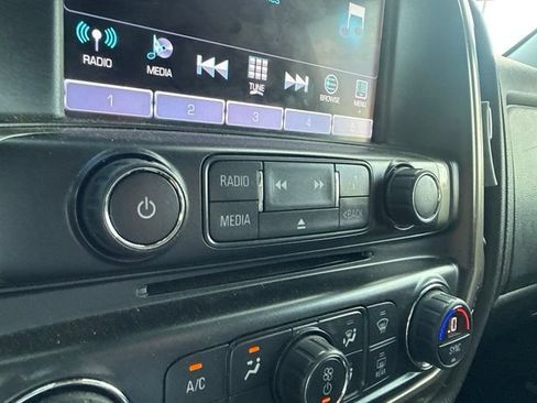 Used 2017 GMC Sierra 2500 Denali w/ Duramax Plus Package AWD/4WD image 29