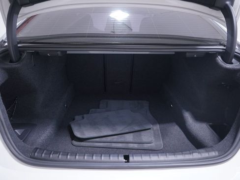 Used 2022 BMW 530i w/ Convenience Package image 23