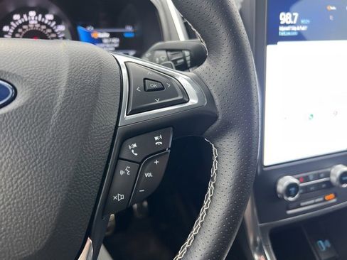 Certified 2023 Ford Edge ST image 11