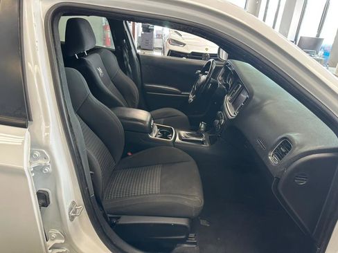 Used 2019 Dodge Charger Scat Pack image 40