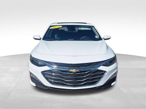 Used 2023 Chevrolet Malibu LT FWD image 2