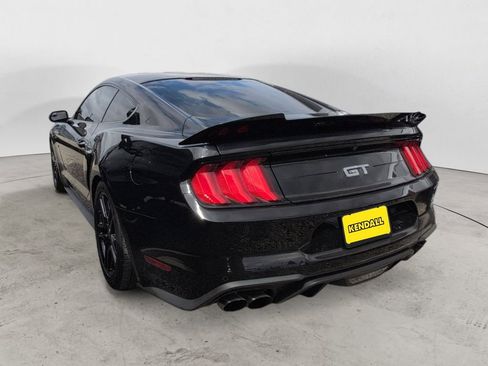 Used 2018 Ford Mustang GT RWD image 2