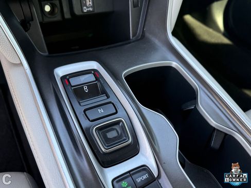 Used 2018 Honda Accord Touring image 23