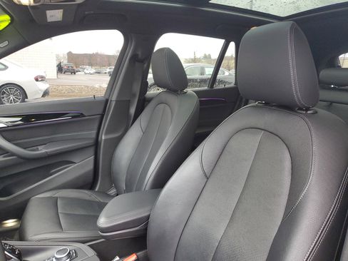 Used 2021 BMW X1 xDrive28i w/ Premium Package image 7