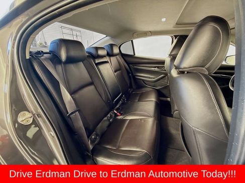 Used 2021 MAZDA MAZDA3 Premium Plus image 27