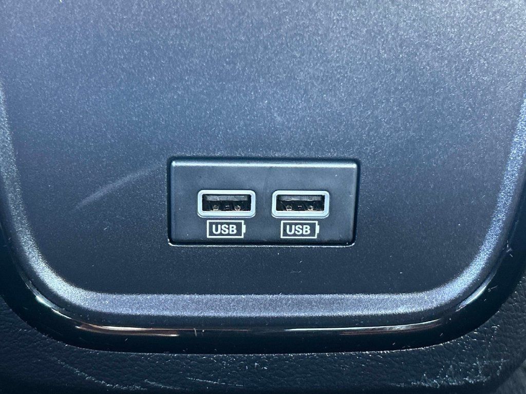Certified 2023 Dodge Charger SXT w/ Blacktop Package AWD/4WD image 17