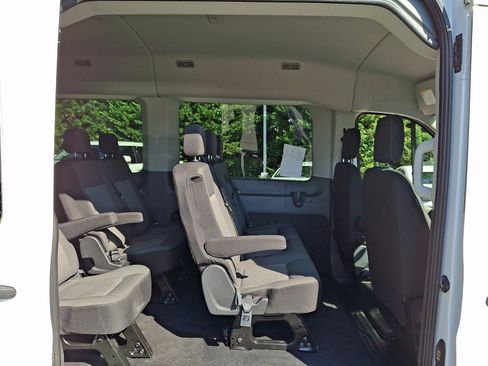 Used 2024 Ford Transit 350 XLT RWD image 11