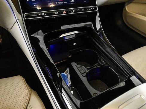 Used 2023 Mercedes-Benz C 300 4MATIC Sedan image 13