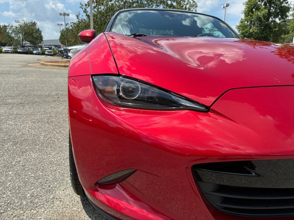 Used 2016 MAZDA MX-5 Miata Grand Touring RWD image 21