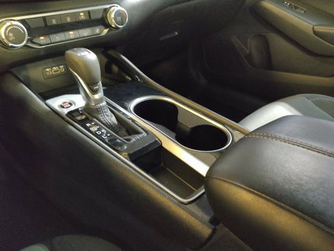Used 2024 Nissan Altima 2.5 SV FWD image 26