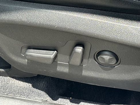 Used 2016 Kia Sorento EX FWD image 23