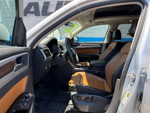Used 2018 Volkswagen Atlas SEL Premium AWD/4WD image 8