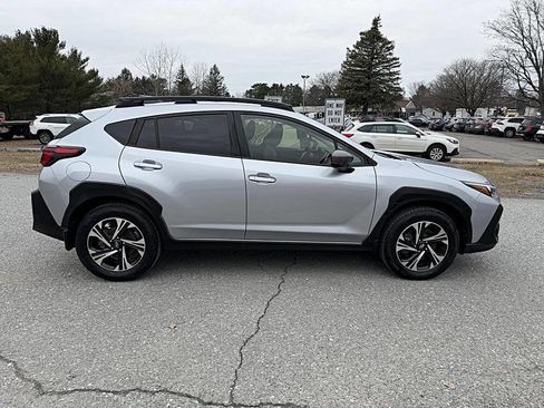 Used 2024 Subaru Crosstrek 2.0i Premium image 6