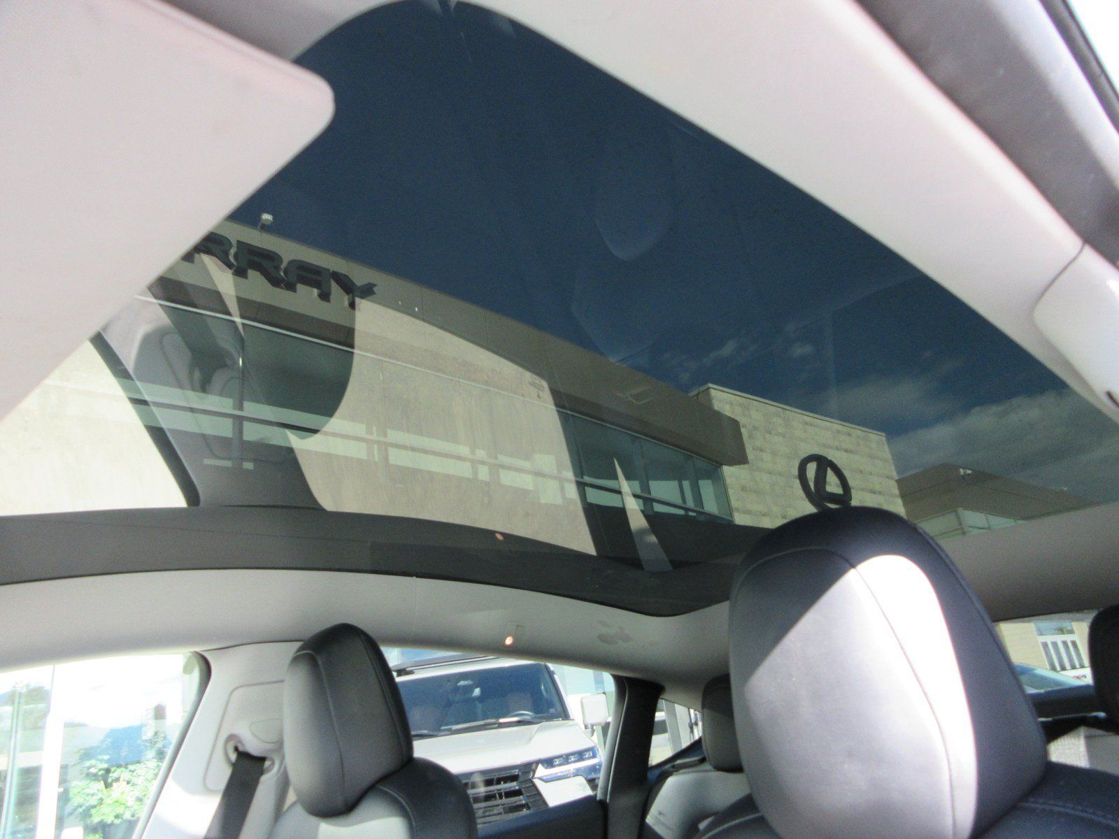 Used 2021 Tesla Model Y Long Range AWD/4WD image 18