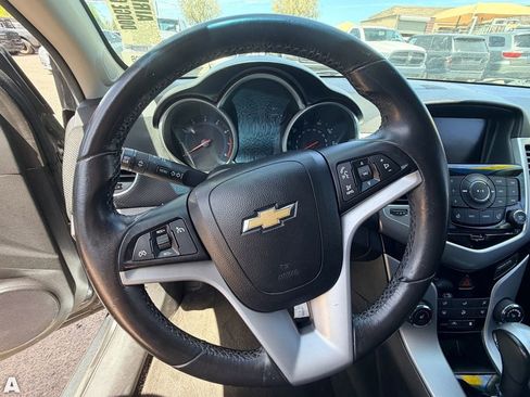 Used 2013 Chevrolet Cruze LT FWD image 9