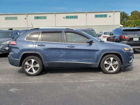 Used 2020 Jeep Cherokee Limited image 7