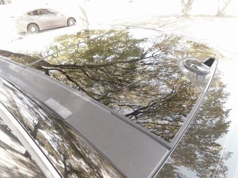 Used 2015 Mercedes-Benz C 250 C 250 Coupe 2D image 21