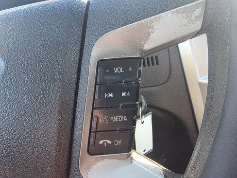 Used 2010 Ford Fusion SE image 17